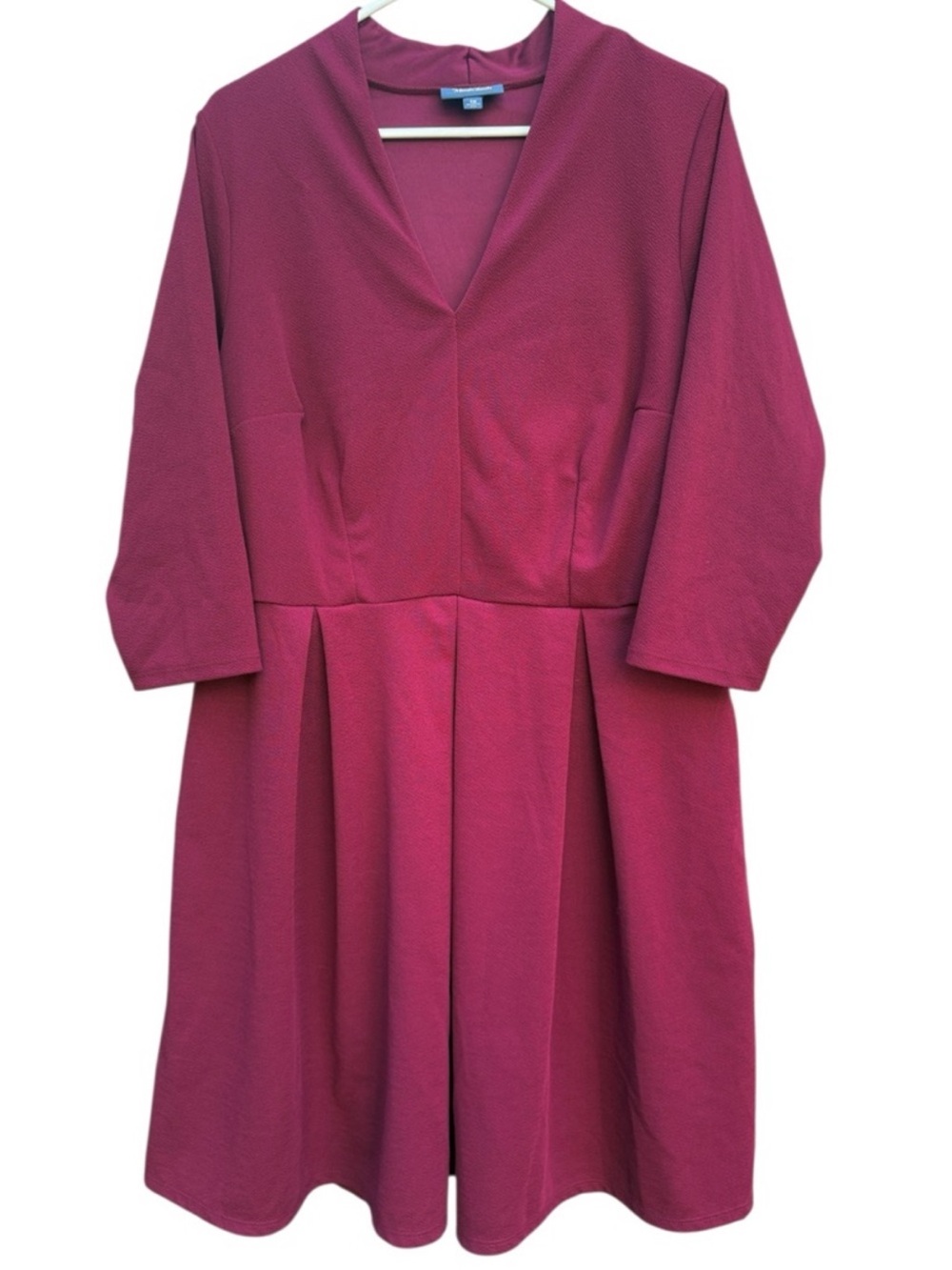 EUC ModCloth V Neck Knee Length Dress Size 1X
